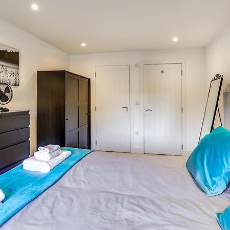 Exceptionally Spacious Central Canterbury Home Eksteriør bilde