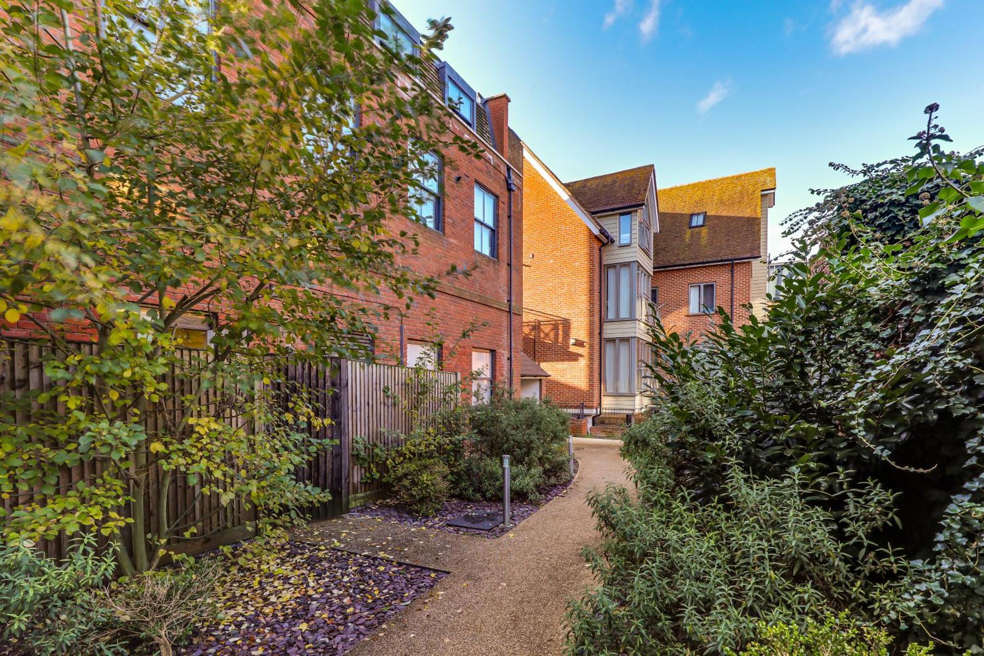 Exceptionally Spacious Central Canterbury Home Eksteriør bilde